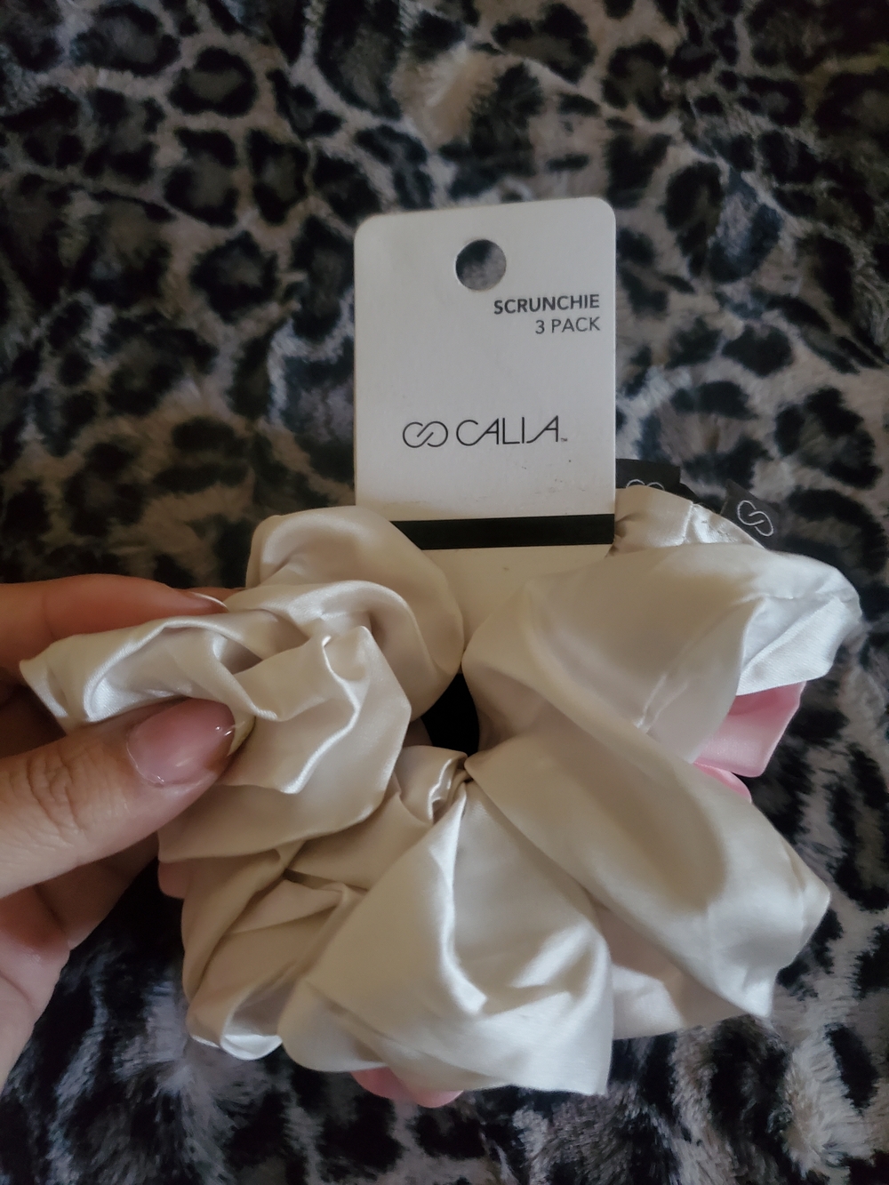 CALIA by Carrie Underwood Satin Scrunchie Trio in Cream , Brown & Light Pink